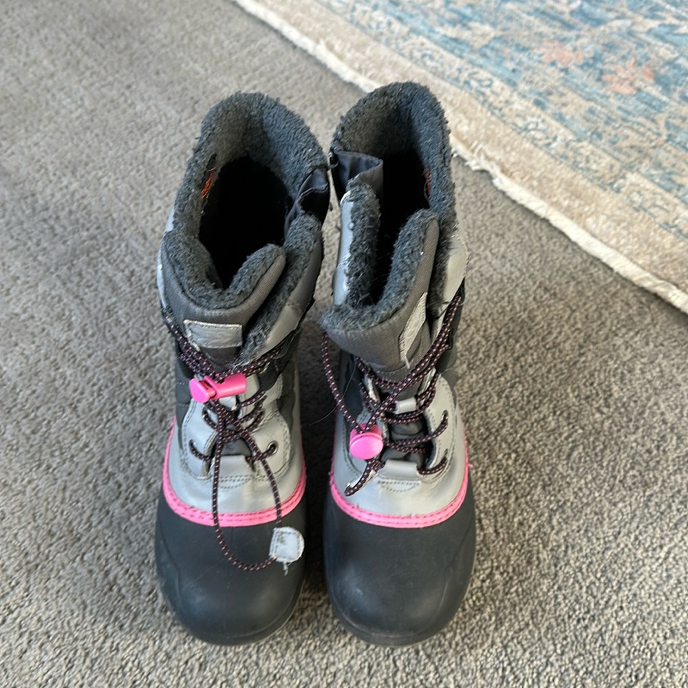 Thermolite girls size 2 snow boots
